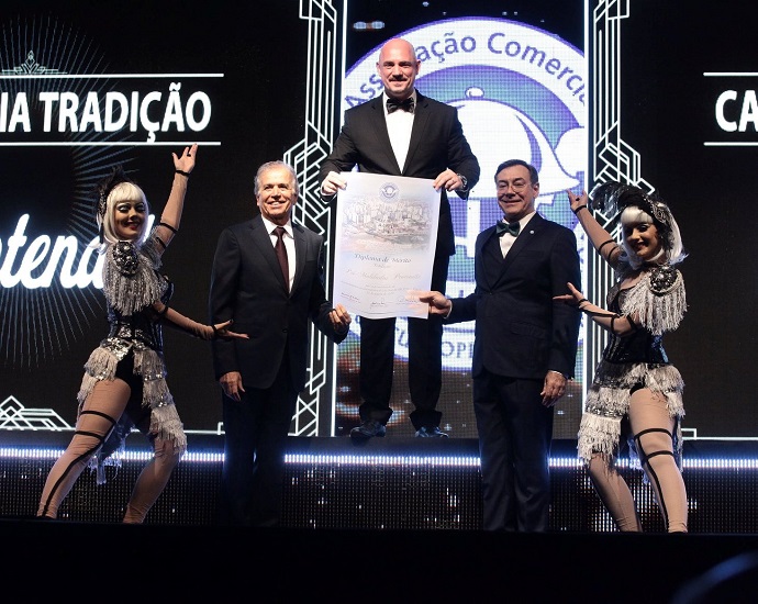 PÓDIO: Protendit vence o prêmio da Associação Comercial e Empresarial de Rio Preto na categoria tradição