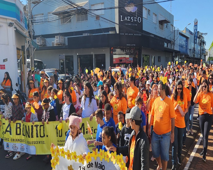 COMBATE: passeata marca Dia Nacional de Combate ao Abuso e Exploração Sexual de Crianças e Adolescentes em Jales