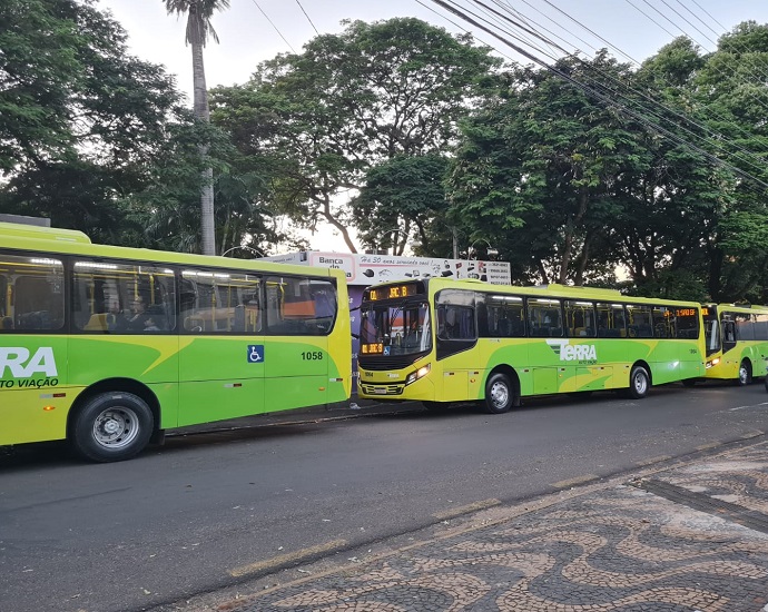 TRANSPORTE: Prefeitura rescinde contrato com Jauense e nova empresa assume transporte público municipal, com custo zero aos usuários