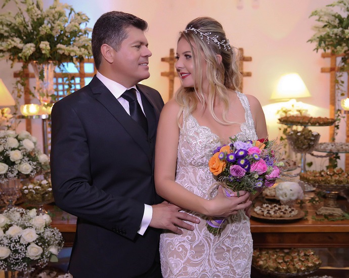 ALIANÇAS: Aline Rezende e Alexandro Coltri Lugo Sorace se casam e encantam convidados em Jales